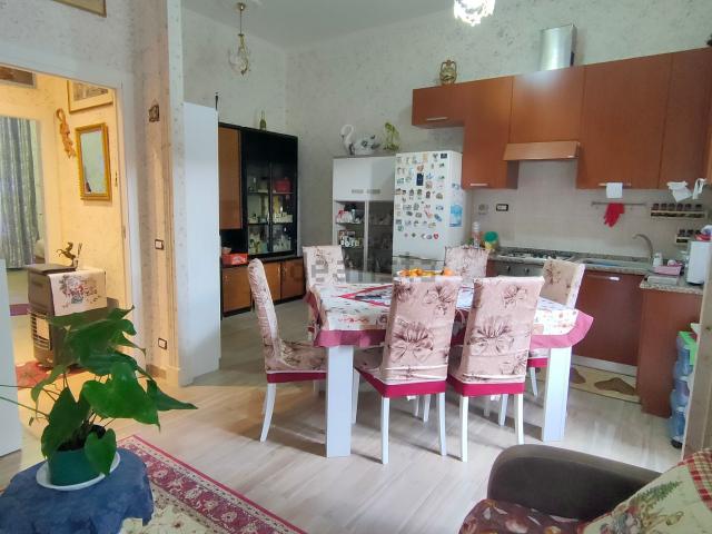 Appartamento in vendita di 85 m² in Via dei Caduti