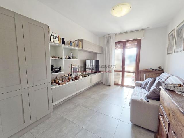 Appartamento in vendita di 85 m² in Via dei Lecci, 95