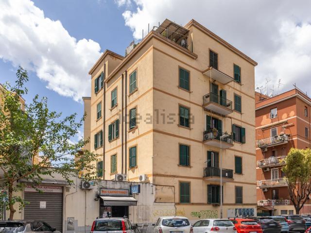 Appartamento in vendita di 85 m² in Via dei Narcisi