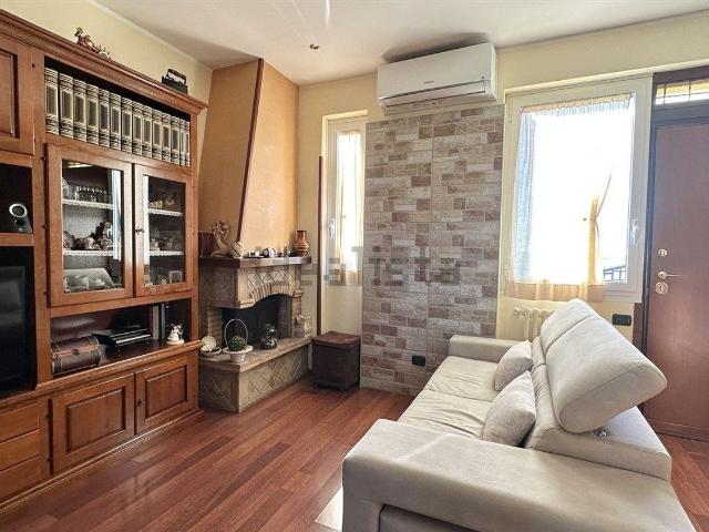 Appartamento in vendita di 85 m² in Via dei Tulipani, 40