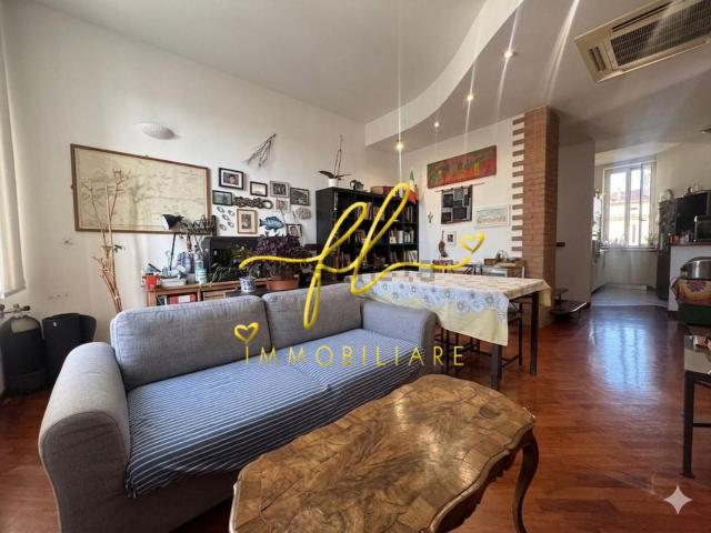 Appartamento in vendita di 85 m² in Via della Voltina