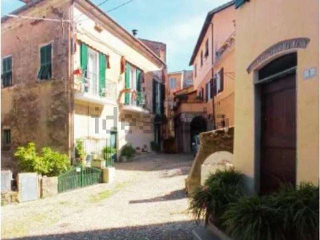 Appartamento in vendita di 85 m² in Via della Chiesa, 6