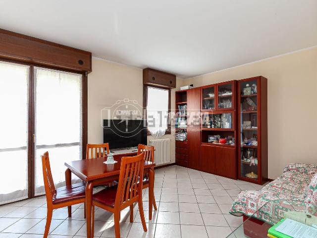 Appartamento in vendita di 85 m² in Via della Costituzione