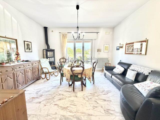 Appartamento in vendita di 85 m² in Via della Farnia, 7