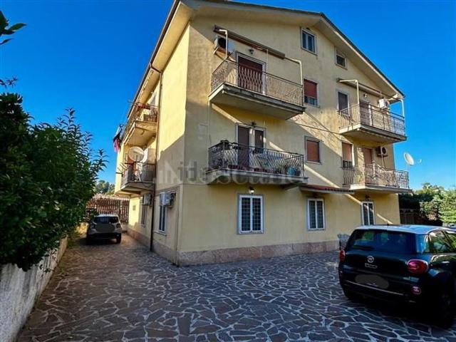 Appartamento in vendita di 85 m² in Via della Linotype