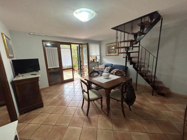 Appartamento in vendita di 85 m² in Via delle Cerase