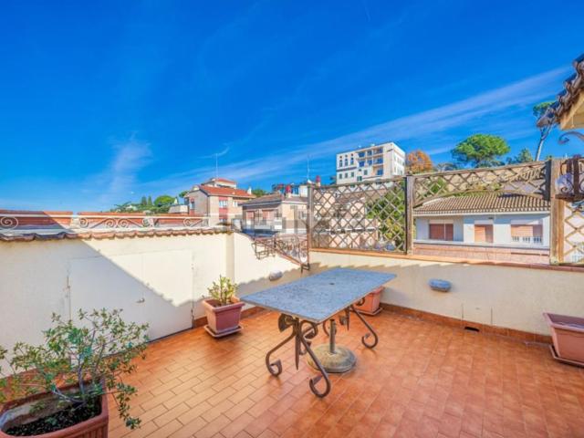 Appartamento in vendita di 85 m² in Via delle Fornaci, 200