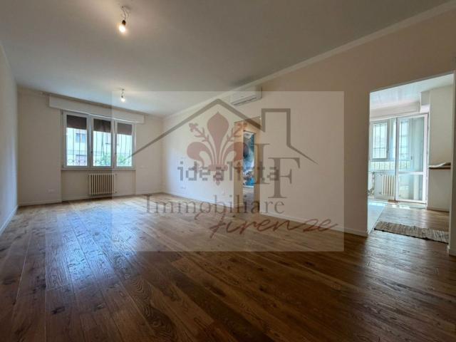Appartamento in vendita di 85 m² in Via delle Nazioni Unite