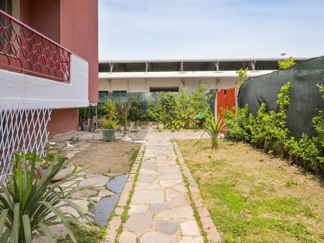 Appartamento in vendita di 85 m² in Via delle Pinete, 72