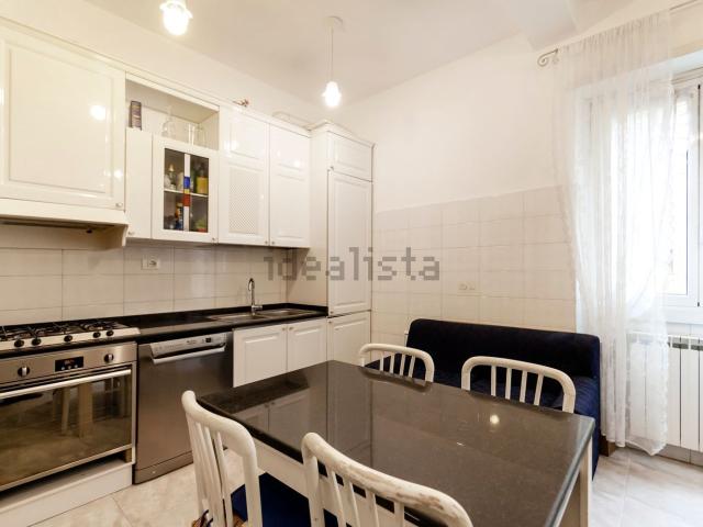 Appartamento in vendita di 85 m² in Via di Donna Olimpia, 56