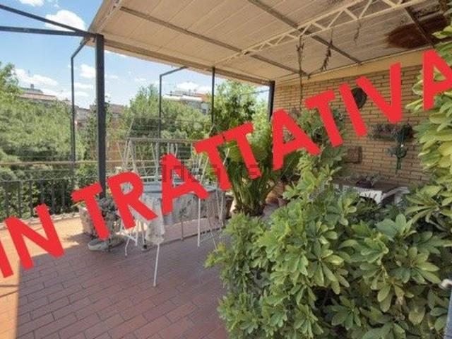 Appartamento in vendita di 85 m² in Via Dino Penazzato, 27