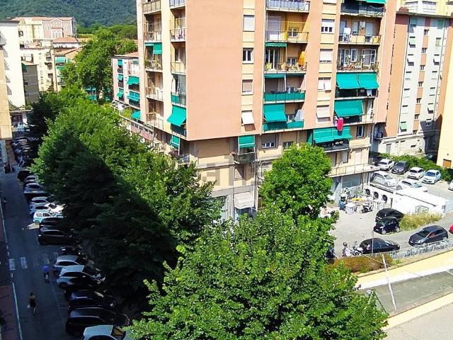 Appartamento in vendita di 85 m² in Via Domenico Fiasella