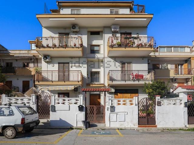 Appartamento in vendita di 85 m² in Via Don Angelo Sangirardi, 17