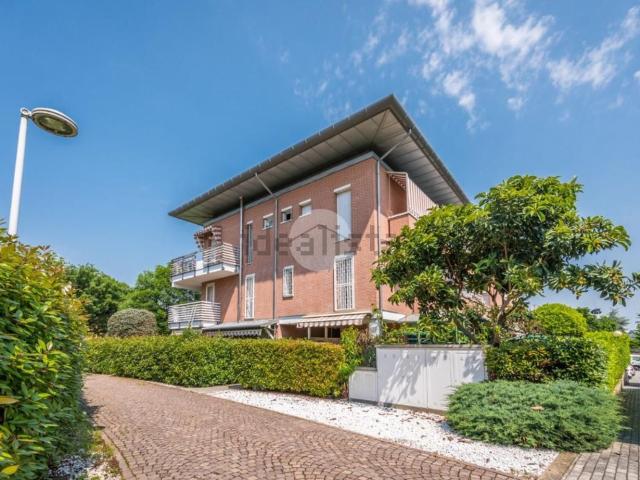 Appartamento in vendita di 85 m² in Via Don Giuseppe Dotti, 1