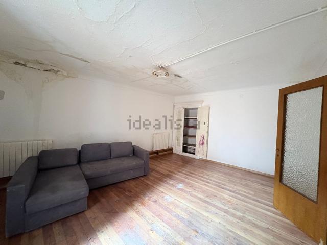 Appartamento in vendita di 85 m² in Via Duca D&apos Aosta
