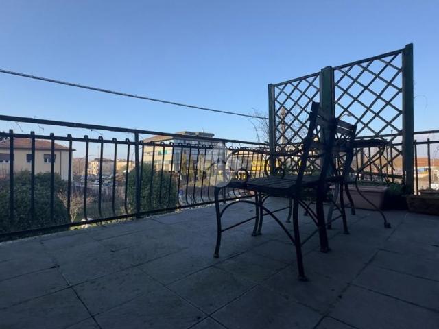 Appartamento in vendita di 85 m² in Via Edilio Raggio, 58
