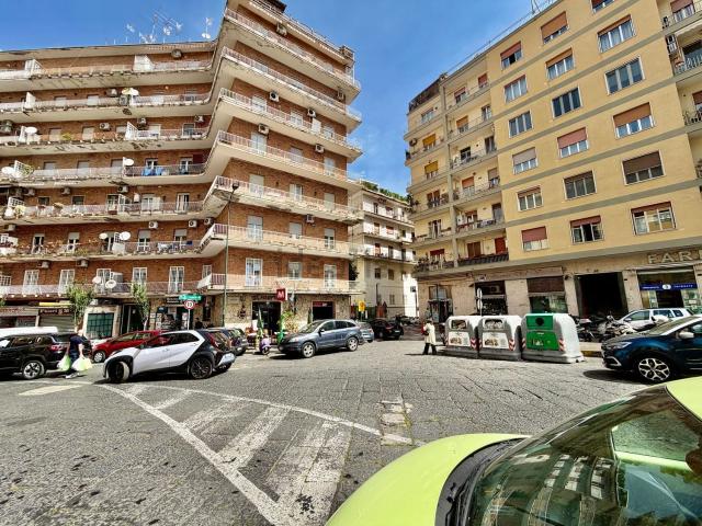 Appartamento in vendita di 95 m² in Via Eduardo Suarez, 21