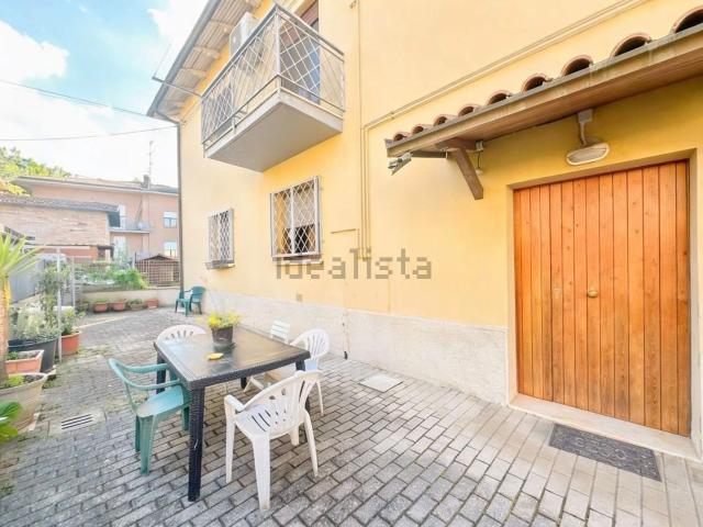 Appartamento in vendita di 85 m² in Via Emilia Est, 284