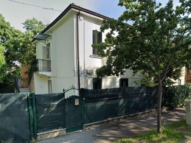Appartamento in vendita di 85 m² in Via Enrico Cosenz, 8