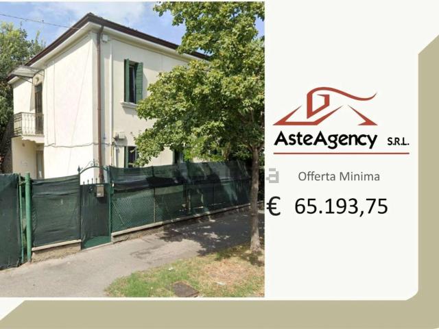 Appartamento in vendita di 85 m² in Via Enrico Cosenz, 8