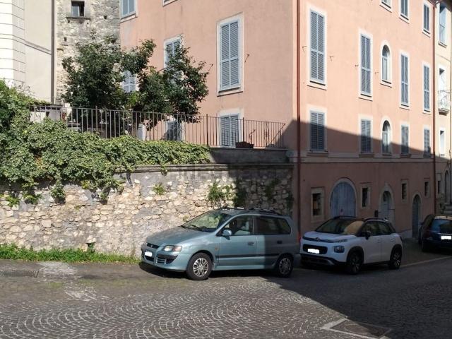 Appartamento in vendita di 85 m² in Via ETTORE FERRARA