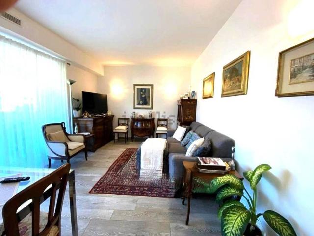 Appartamento in vendita di 85 m² in Via Fratelli Rosselli