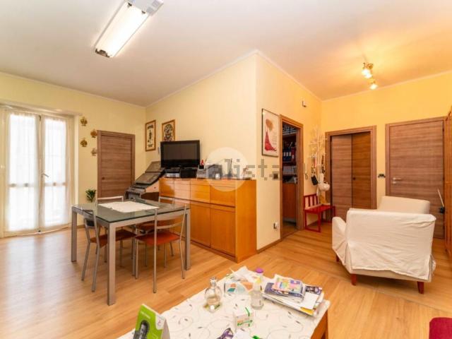 Appartamento in vendita di 85 m² in Via Francesco Baracca, 24
