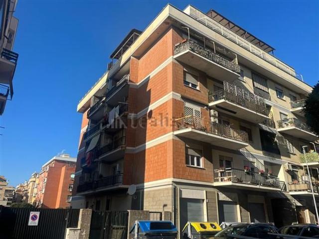 Appartamento in vendita di 85 m² in Via Francesco Grenet