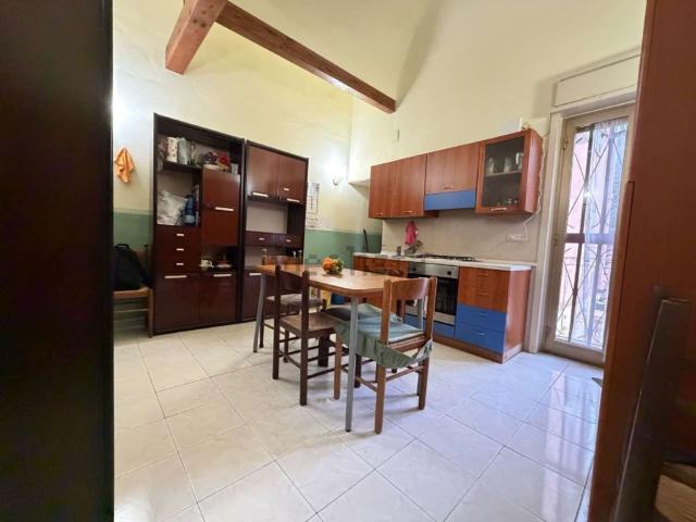Appartamento in vendita di 85 m² in Via Francesca Corso