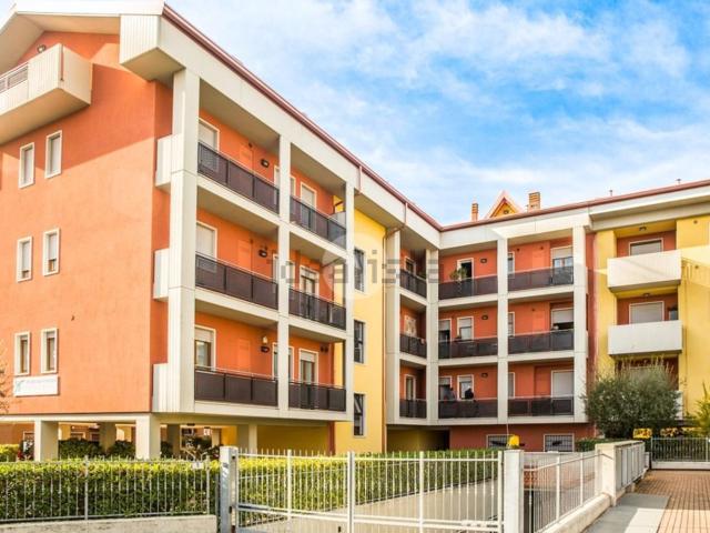 Appartamento in vendita di 85 m² in Via Gabriele D&apos Annunzio, 3