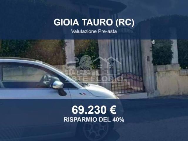 Appartamento in vendita di 85 m² in Via Garzo