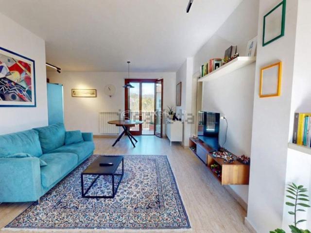 Appartamento in vendita di 85 m² in Via Garfagnana, 3