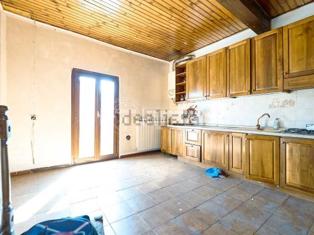 Appartamento in vendita di 85 m² in Via Gaspare Cerioli