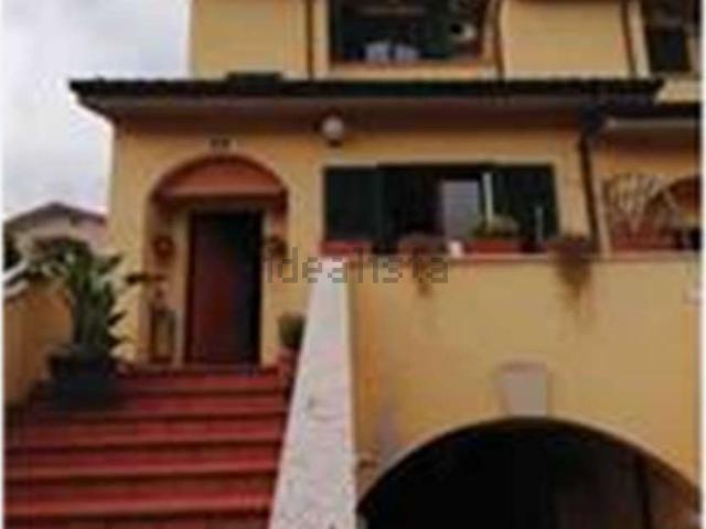 Appartamento in vendita di 85 m² in Via Giovanni Boccaccio, 54