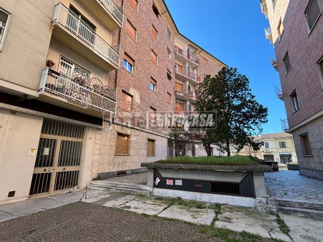 Appartamento in vendita di 85 m² in Via Giacomo Matteotti