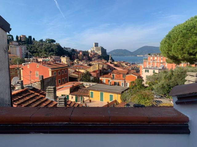 Appartamento in vendita di 85 m² in Via Giacomo Matteotti