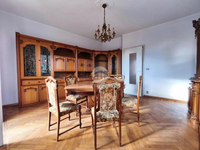 Appartamento in vendita di 85 m² in Via Giacomo Matteotti, 32