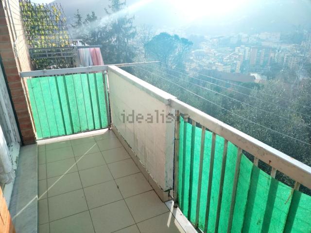 Appartamento in vendita di 85 m² in Via Giacomo Puccini, 5