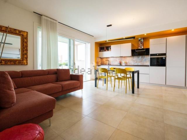 Appartamento in vendita di 85 m² in Via Gian Battista Cattaneo, 6