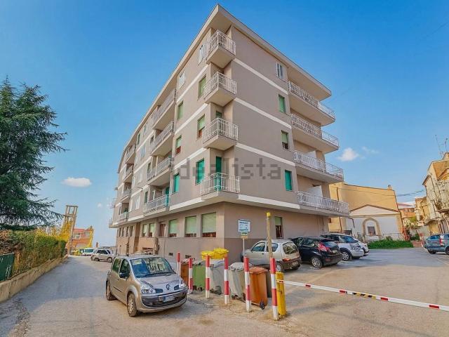 Appartamento in vendita di 85 m² in Via Gian Battista Vico, 23