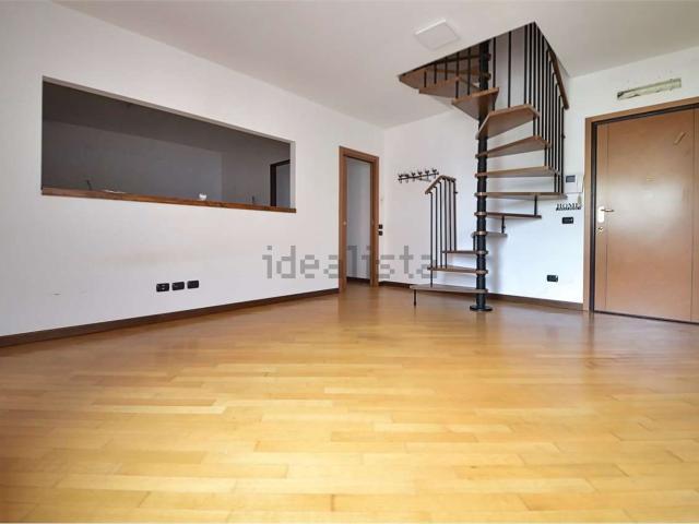 Appartamento in vendita di 85 m² in Via Giannetto Mattei, 116