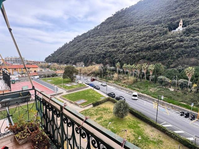 Appartamento in vendita di 85 m² in Via Gilberto Govi, 3