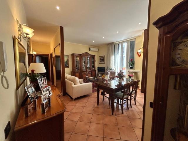 Appartamento in vendita di 85 m² in Via Giulio e Corrado Venini, 61