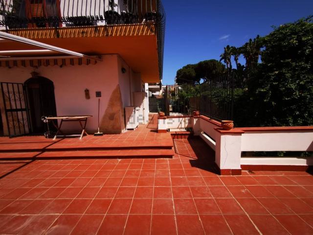 Appartamento in vendita di 85 m² in Via Giuseppe Caporal
