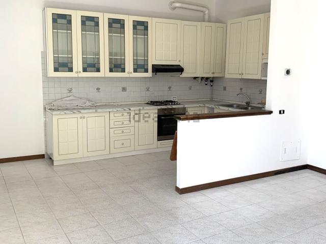 Appartamento in vendita di 85 m² in Via Giuseppe Garibaldi