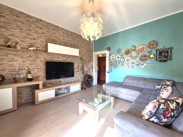 Appartamento in vendita di 85 m² in Via Giuseppe Mazzini