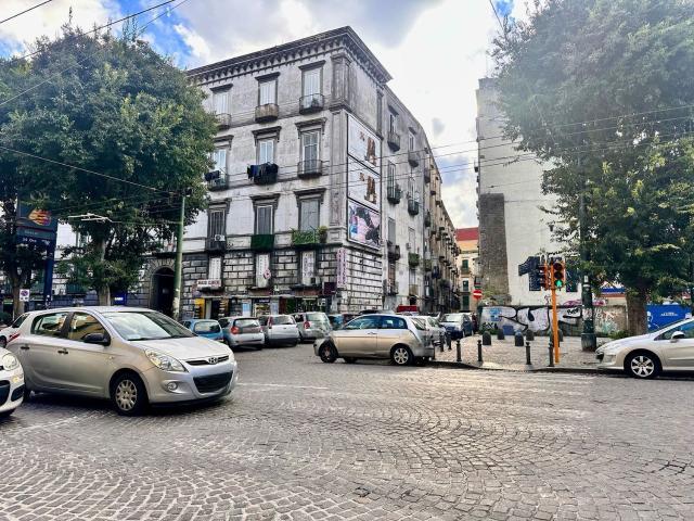 Appartamento in vendita di 85 m² in Via Giuseppe Piazzi, 61