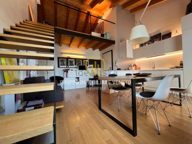 Appartamento in vendita di 85 m² in Via Grande di Pezzan
