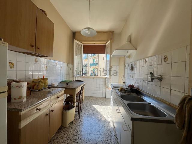 Appartamento in vendita di 85 m² in Via Gustavo Console, 8