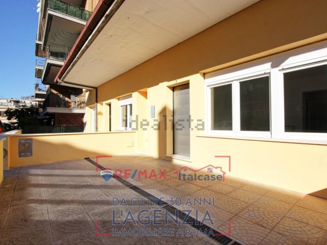 Appartamento in vendita di 85 m² in Via Gustavo Pacetti, 36